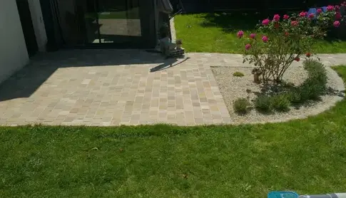 aménagement extérieur à Saint-Père-Marc-en-Poulet - image 3